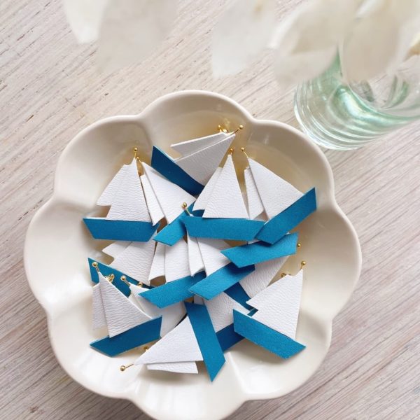 broche voilier bijou écoresponsable en cuir upcyclé fabrication artisanale française pièce unique © du vent dans mes valises 8