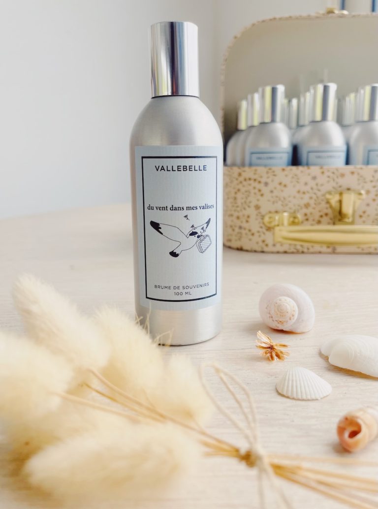 brume de maison et de linge parfum d'intérieur élaboré et fabriqué en France © du vent dans mes valises