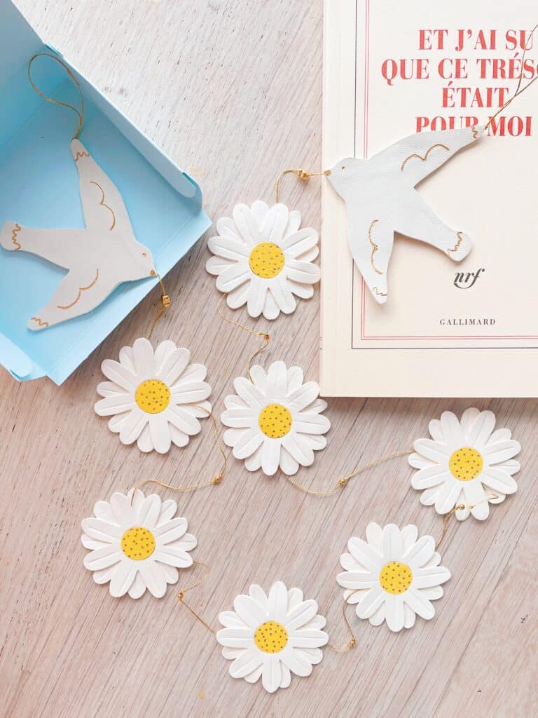 Guirlande ribambelle fleurs et oiseaux