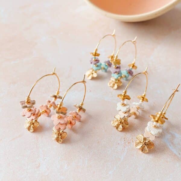 Boucles d'oreilles couronnes de fleurs