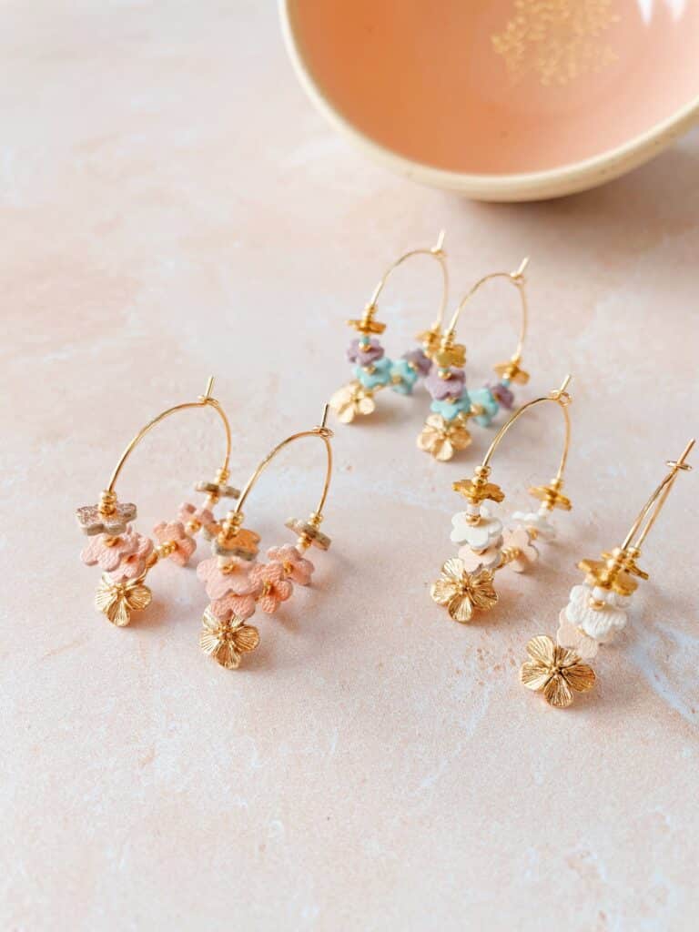 Boucles d'oreilles couronnes de fleurs