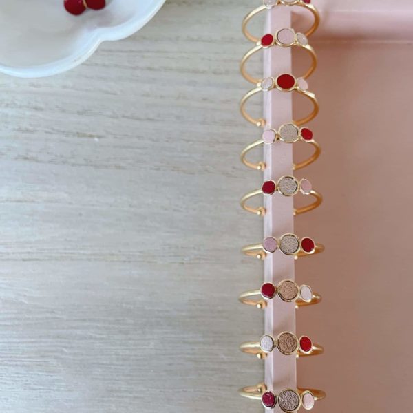 10 bagues Confetti en cuir surcyclé, compositions uniques, édition limitée